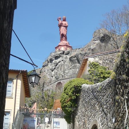 Le Petit St Clair Apartment Le Puy-en-Velay ภายนอก รูปภาพ
